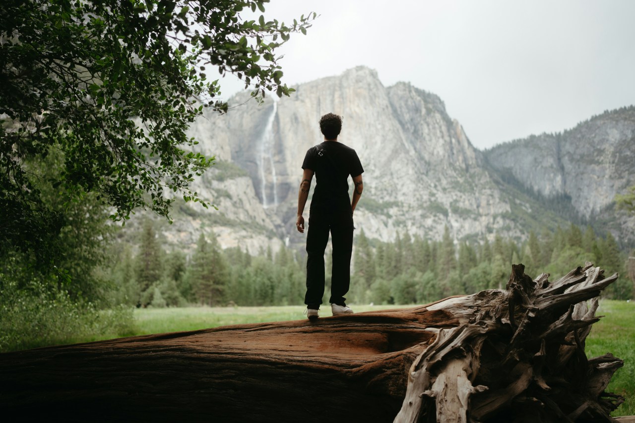Your Daily Devotional 11/30/2025: God Promises You Will Never Be Left Alone