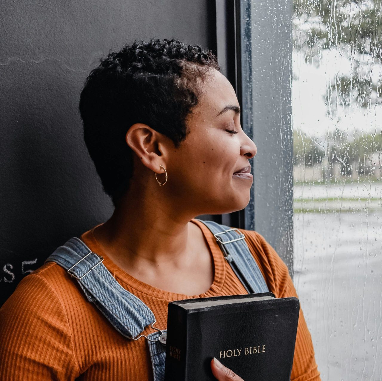 A Short Prayer To Let God Fill Your Heart With Contentment
