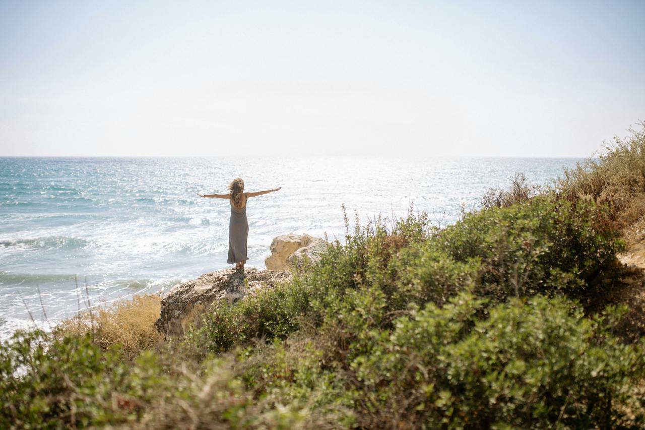 A Prayer To Ask God To Let His Grace Carry You Today