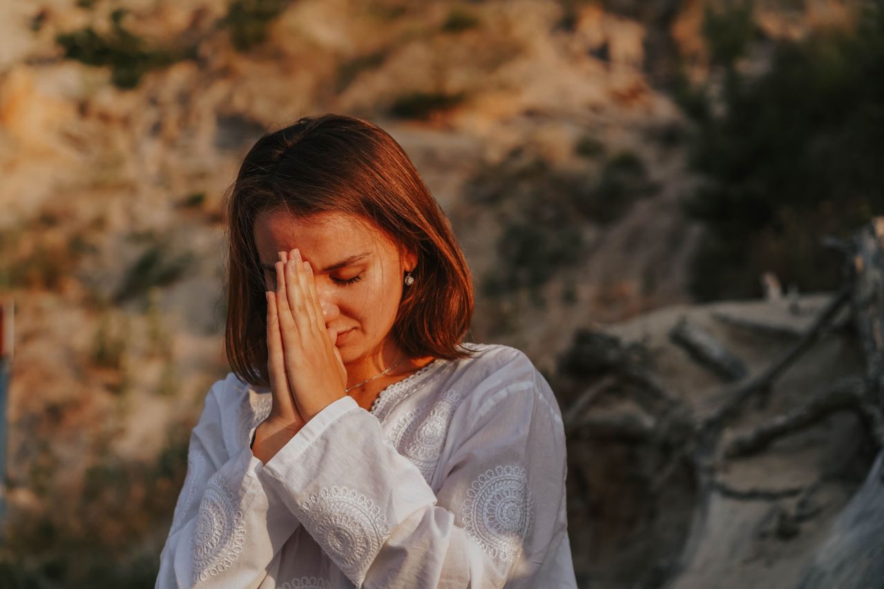 A Prayer To Let Go Of What God Has Already Removed from Your Life