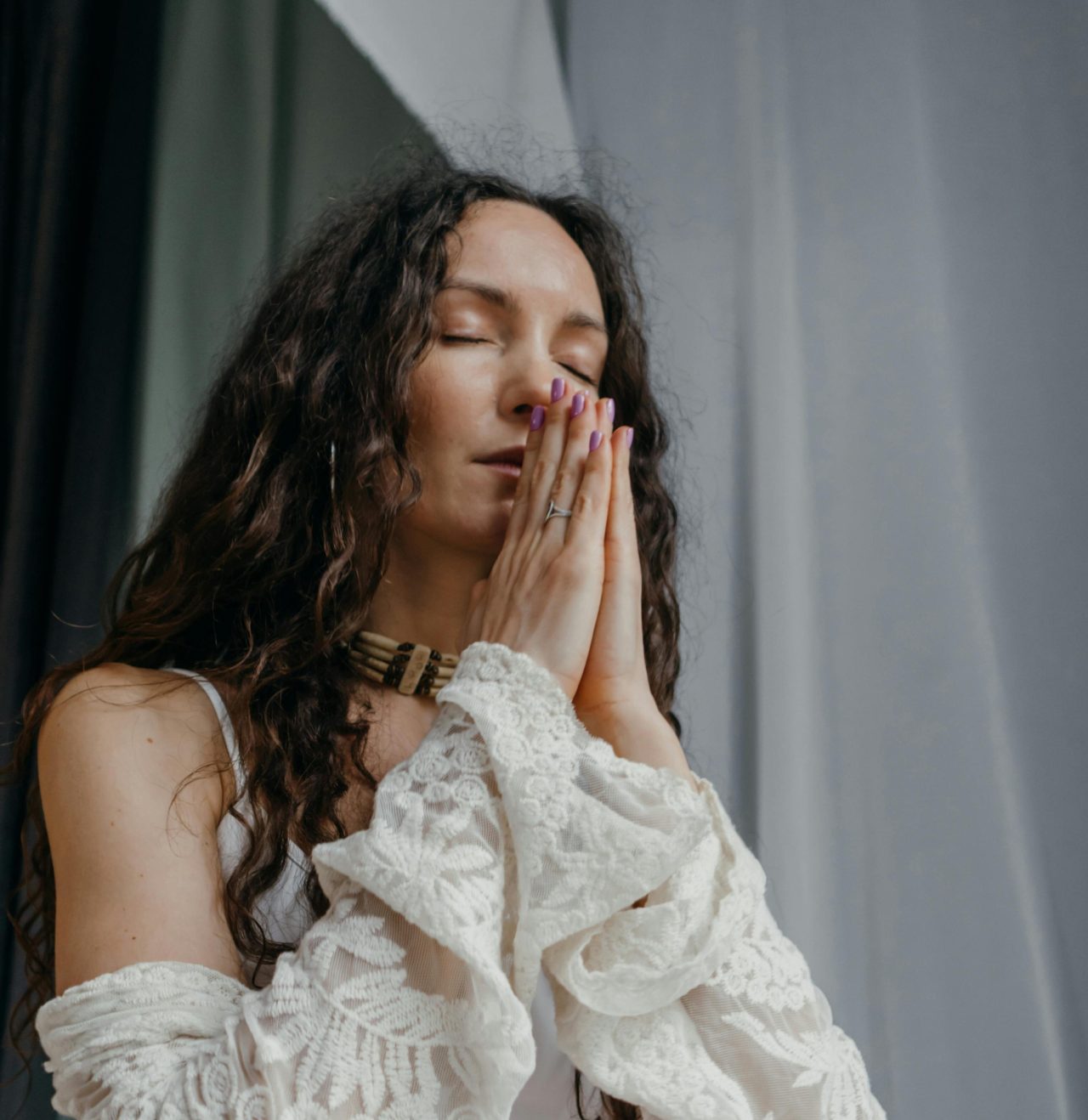 A “Calm My Anxious Thoughts” Prayer